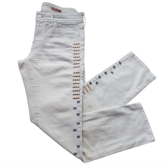 Pilcro by Anthropologie Ivory Mid-Rise Slim Straight Boyfriend Jeans Size 26 (S) - Picture 13 of 16